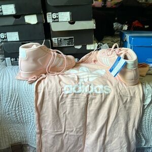 Two in one matching shirt and shoes shirt .